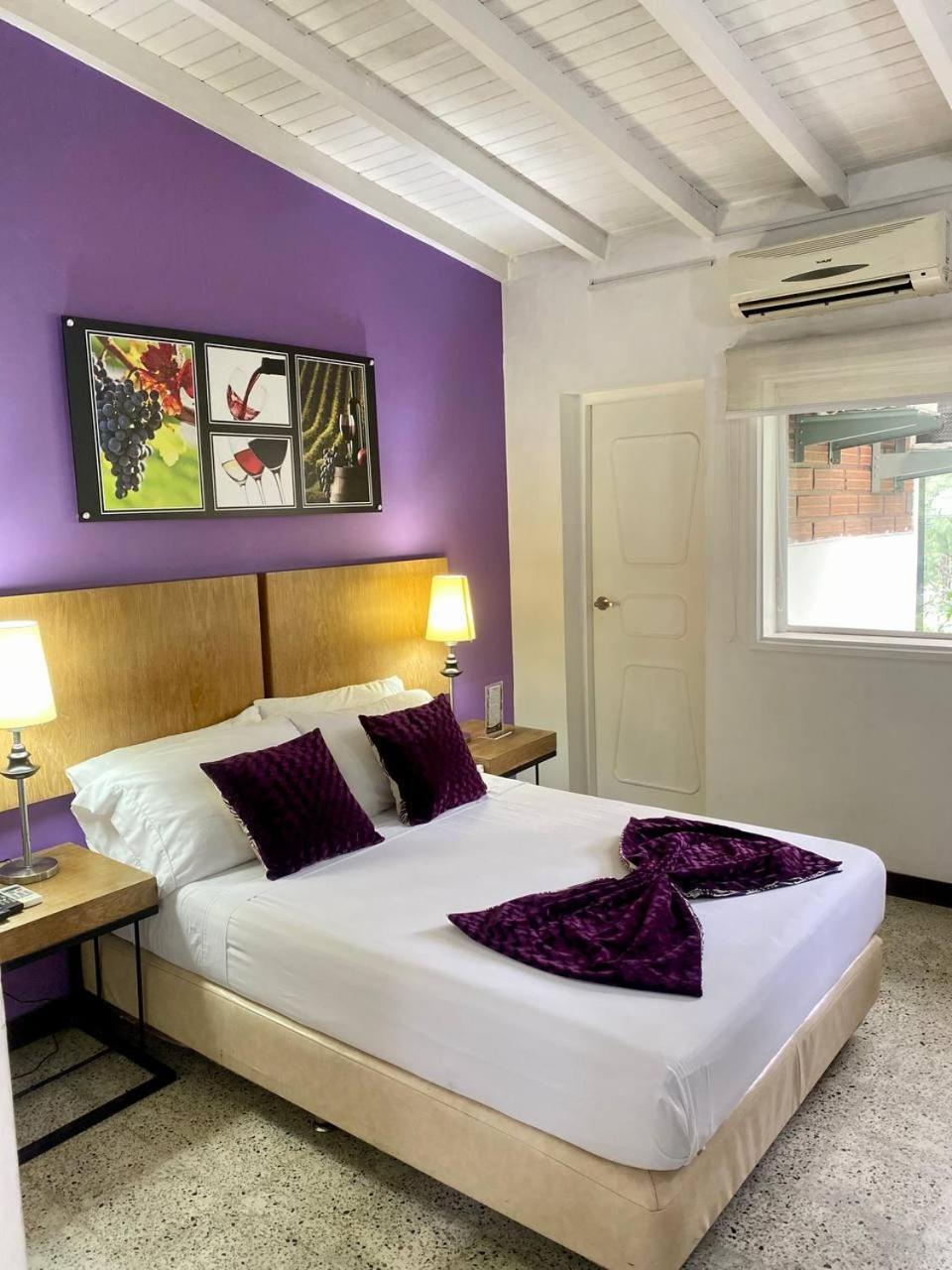 Hotel Aromax Del Campestre Medellín Exteriör bild